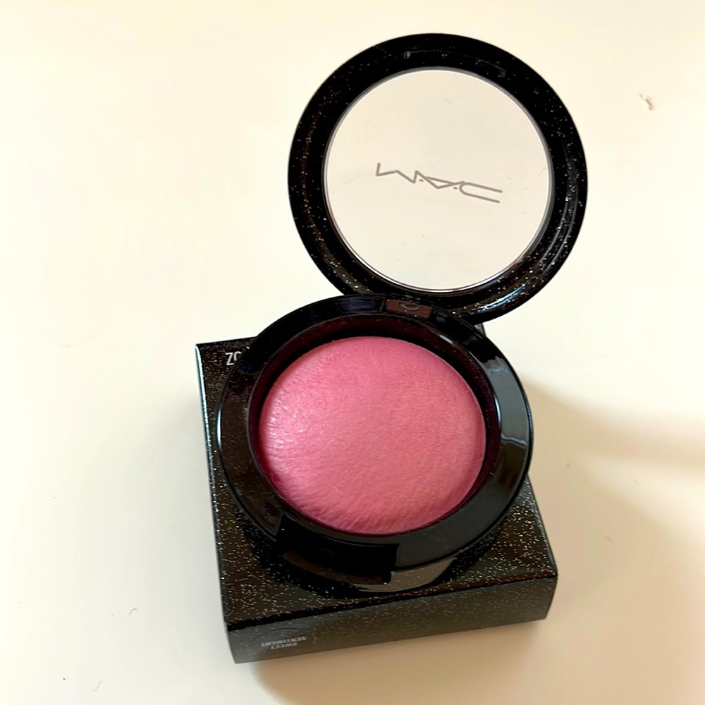 MAC Sweet Sentiment Mineralize Blush | Limited Edition Discontinued